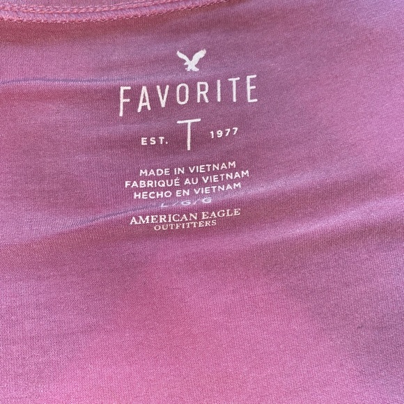 Soft v neck tee! - Picture 3 of 3